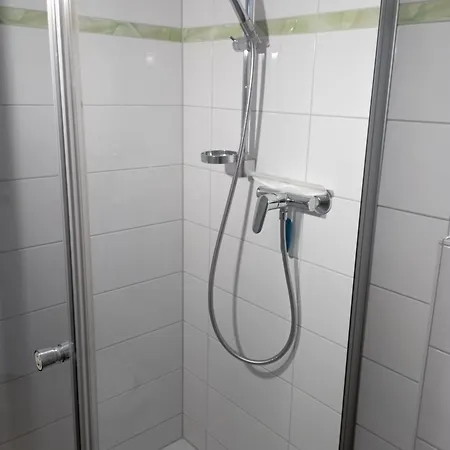 Exklusive Lage - Mit Schoenem Garten - Haemmerle Yellow *