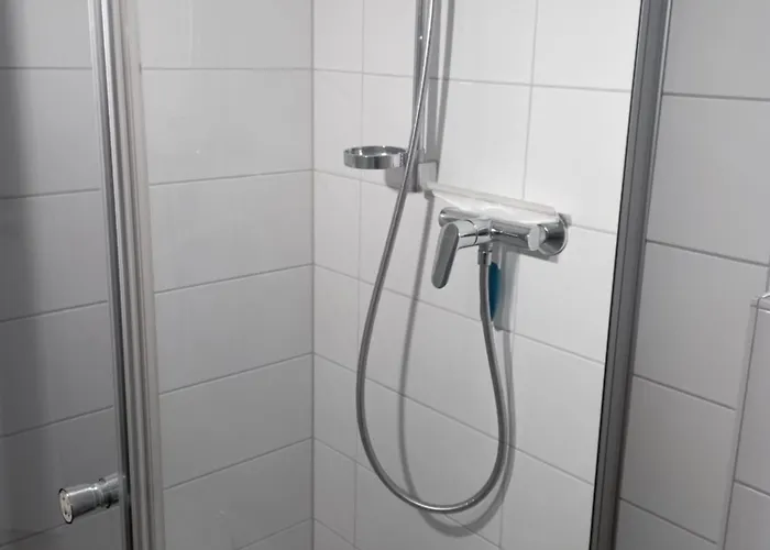 Exklusive Lage - Mit Schoenem Garten - Haemmerle Yellow *