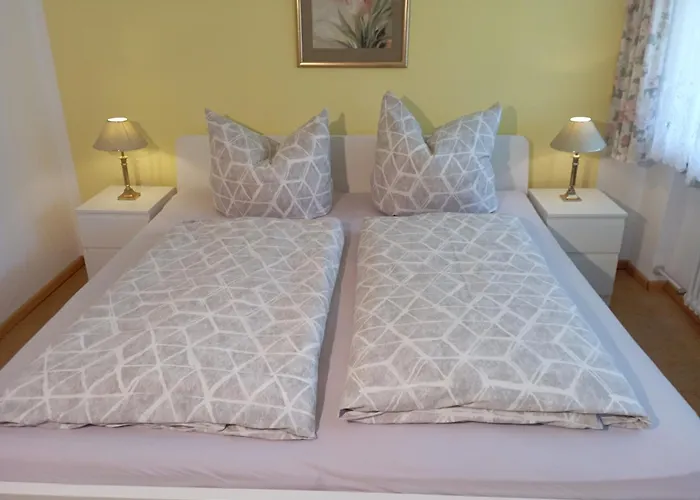 公寓 Exklusive Lage - Mit Schoenem Garten - Haemmerle Yellow 康斯坦茨